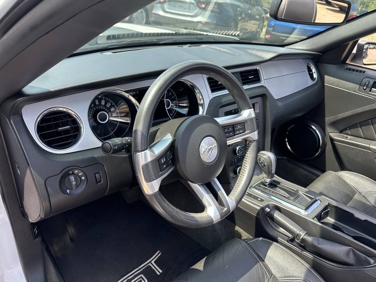 Used 2014 Ford Mustang GT Premium RWD image 16
