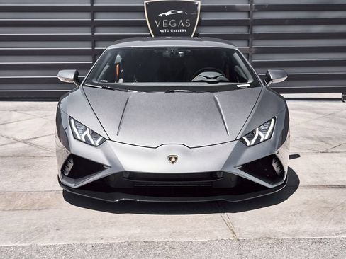 Used 2021 Lamborghini Huracan EVO RWD image 15