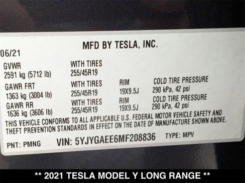Used 2021 Tesla Model Y Long Range image 27