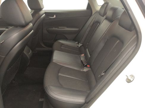 Used 2019 Kia Optima S FWD image 18