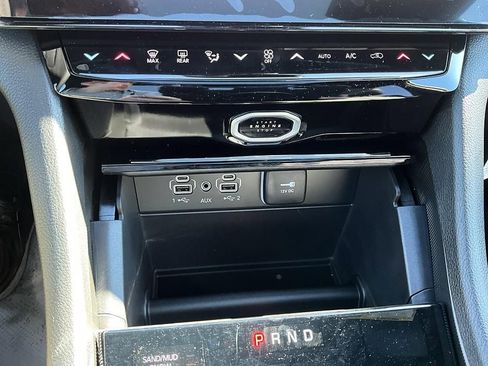 New 2026 Jeep Grand Cherokee Limited w/ Limited Altitude Package image 25