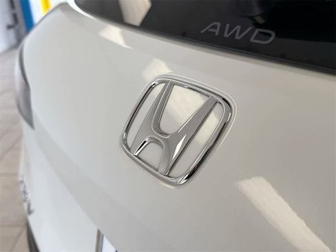 Certified 2024 Honda HR-V EX-L image 11