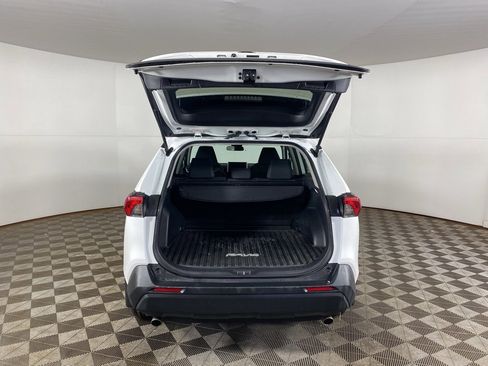 Used 2023 Toyota RAV4 LE image 28