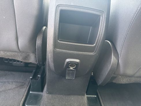 Used 2018 Ford Escape S image 9