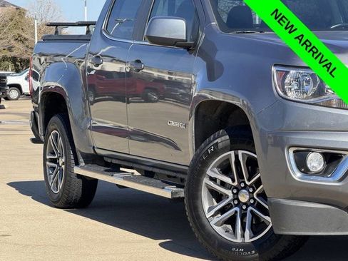 Used 2020 Chevrolet Colorado LT w/ LT Convenience Package image 3