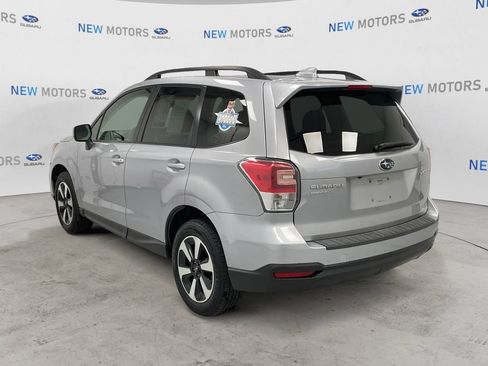 Used 2018 Subaru Forester 2.5i Premium AWD/4WD image 2