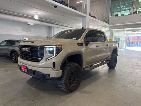 Used 2022 GMC Sierra 1500 Elevation w/ X31 Off-Road Package image 1