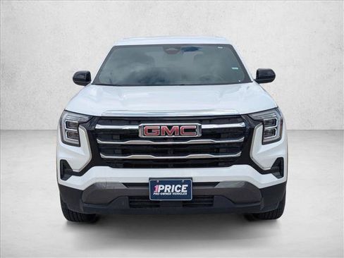 Used 2026 GMC Terrain Elevation FWD image 2