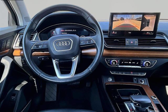 Used 2023 Audi Q5 2.0T Premium Plus w/ Premium Plus Package AWD/4WD image 5