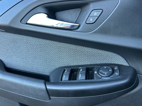 Used 2022 Chevrolet TrailBlazer LT w/ Convenience Package image 8