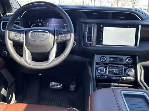 Used 2024 GMC Yukon Denali Ultimate w/ LPO, Floor Liner Package image 22