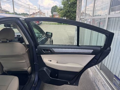 Used 2015 Subaru Legacy 2.5i Premium AWD/4WD image 19