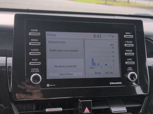 Used 2022 Toyota Camry SE FWD image 21