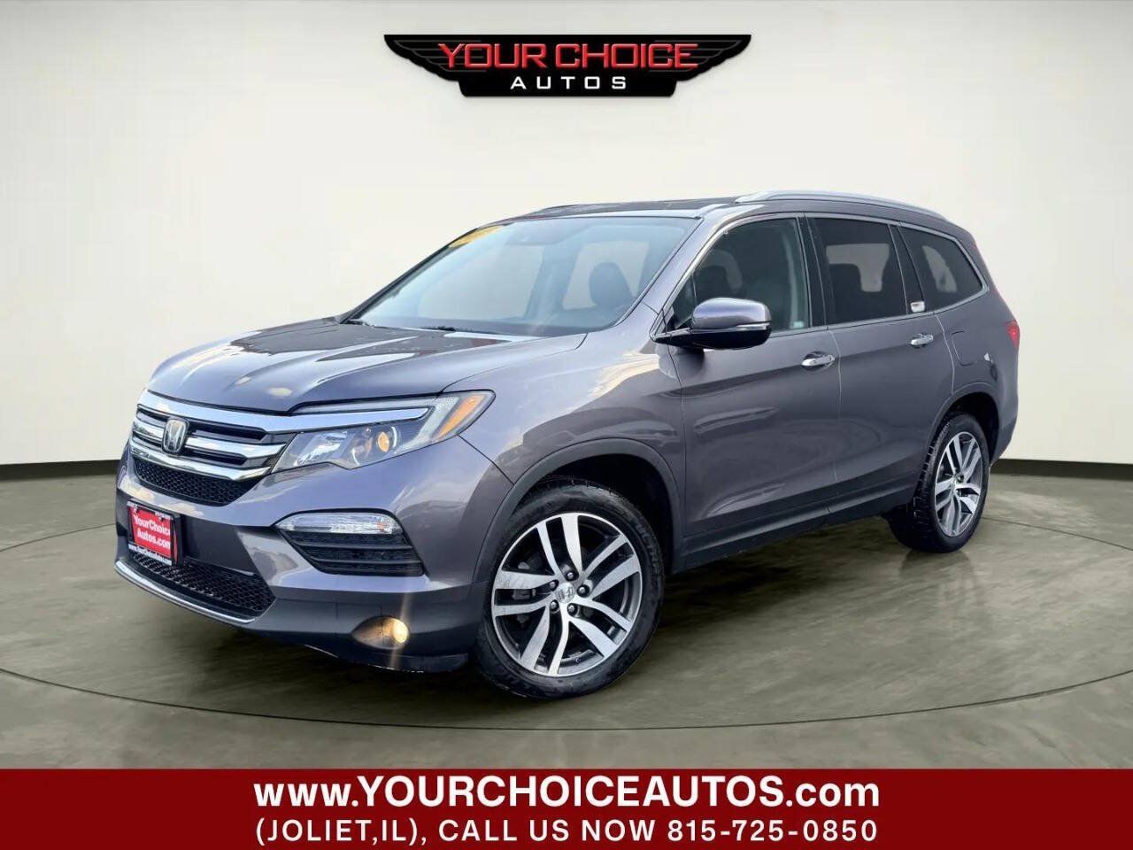 Used 2018 Honda Pilot Touring image 1