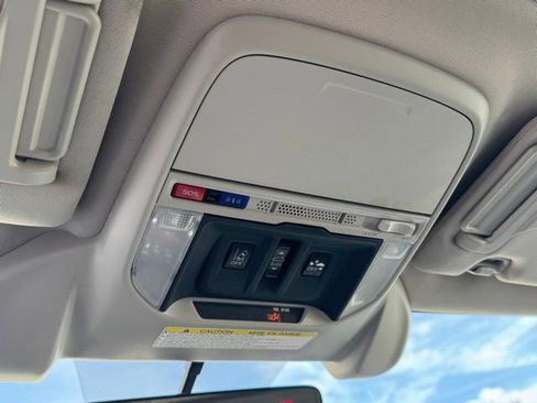 Used 2019 Subaru Forester Premium image 27