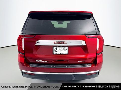 Used 2021 GMC Yukon XL SLT w/ SLT Luxury Plus Package AWD/4WD image 6