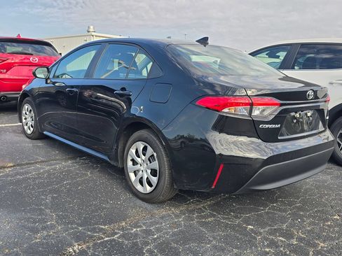 Used 2025 Toyota Corolla LE FWD image 6