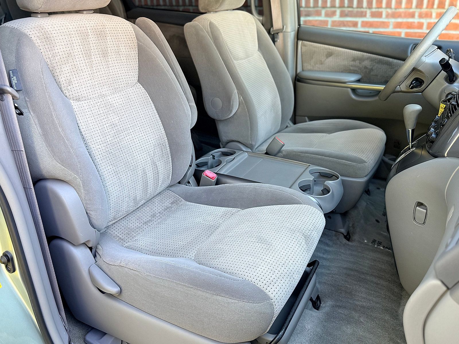 Used 2007 Toyota Sienna LE w/ LE Pkg 3 FWD image 25