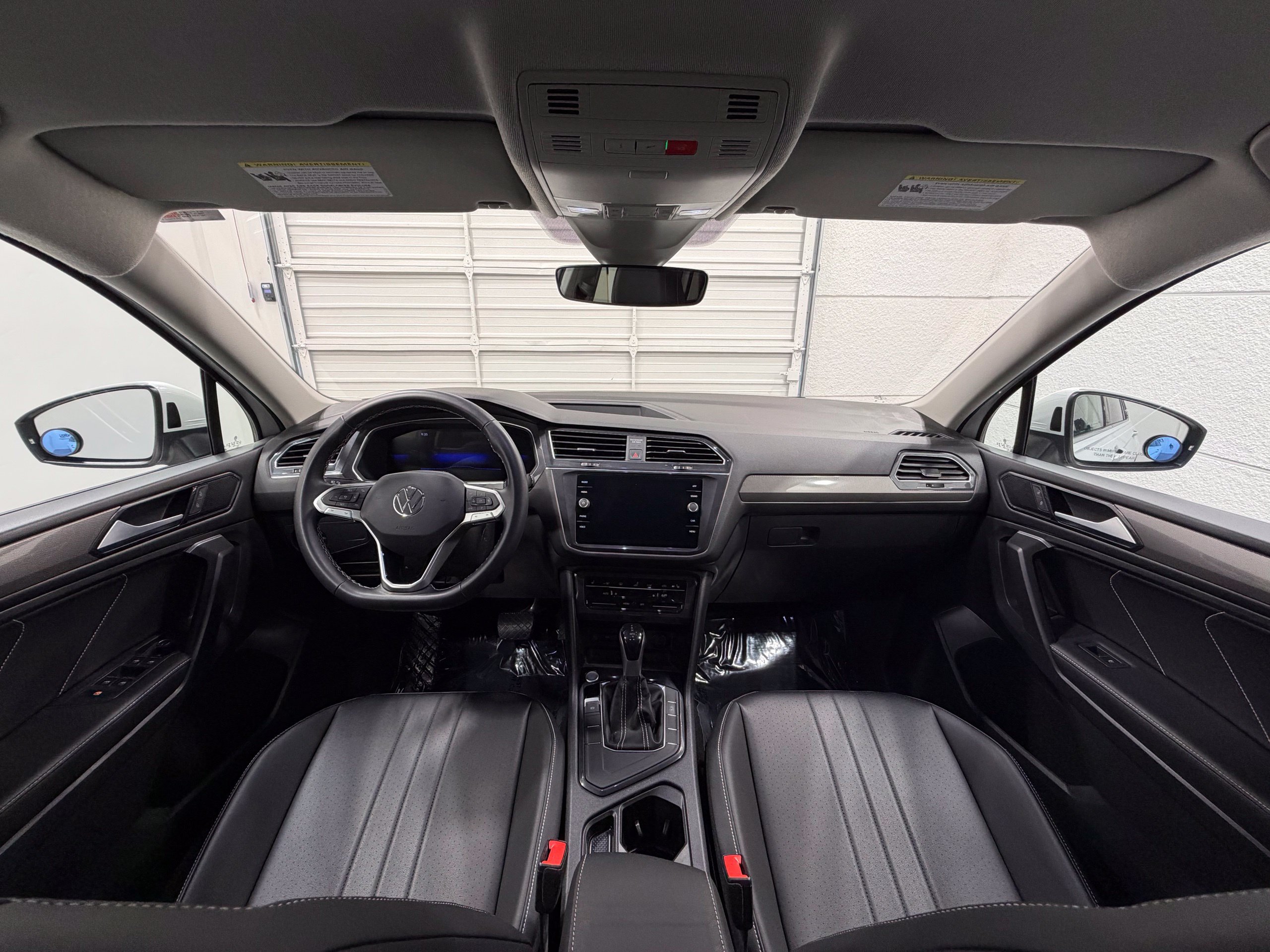 Used 2023 Volkswagen Tiguan SE FWD image 30