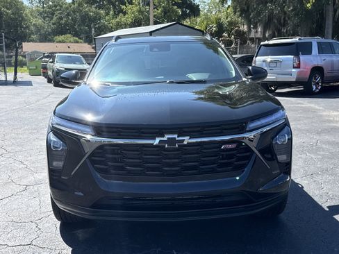 New 2026 Chevrolet Trax RS w/ Driver Confidence Package FWD image 3