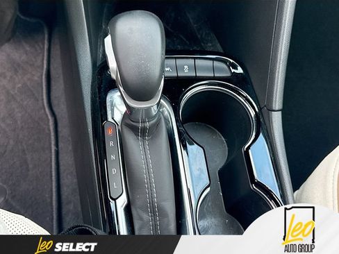 Used 2024 Buick Encore GX Avenir w/ Avenir Convenience Package FWD image 19