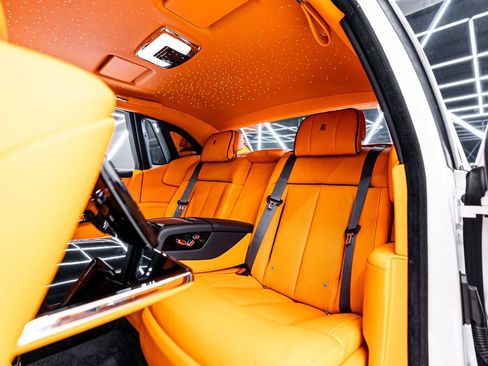 Used 2026 Rolls-Royce Phantom Sedan image 79