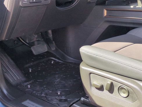 Used 2024 GMC Hummer EV 3X w/ Omega Edition image 23