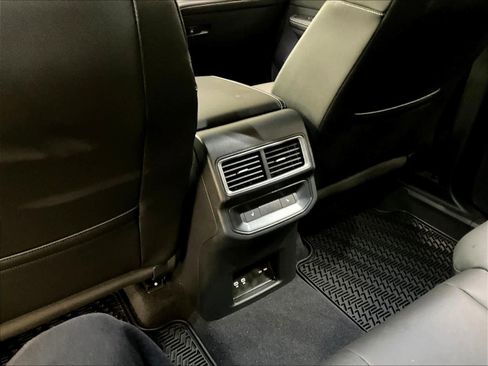 New 2026 Volkswagen Atlas Cross Sport SEL image 16