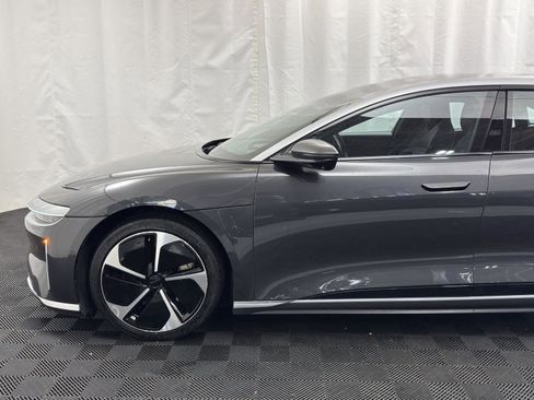 Used 2023 Lucid Air Touring image 4