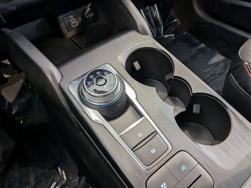 Used 2025 Ford Escape ST-Line image 13