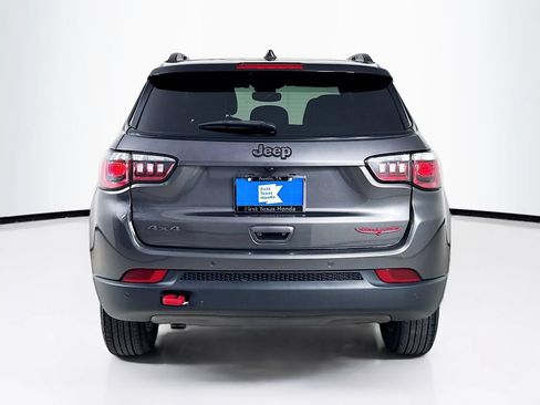 Used 2023 Jeep Compass Trailhawk AWD/4WD image 6