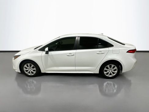 Used 2024 Toyota Corolla LE FWD image 4