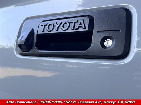 Used 2019 Toyota Tacoma TRD Sport w/ Technology Package RWD image 31