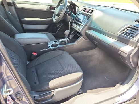 Used 2018 Subaru Outback 2.5i AWD/4WD image 15