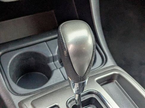 Used 2015 Toyota Tacoma 4x4 Double Cab image 12