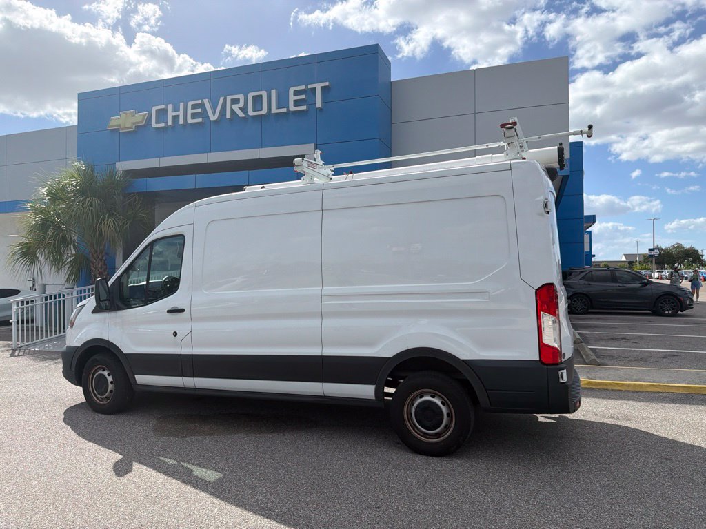 Used 2023 Ford Transit 250 Medium Roof RWD image 5
