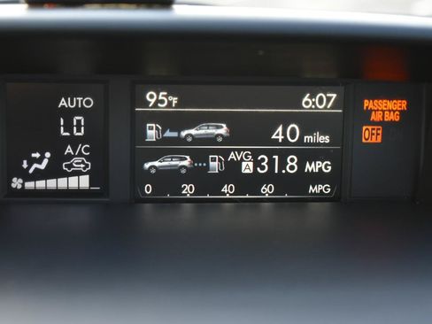 Used 2018 Subaru Forester 2.5i Limited AWD/4WD image 21