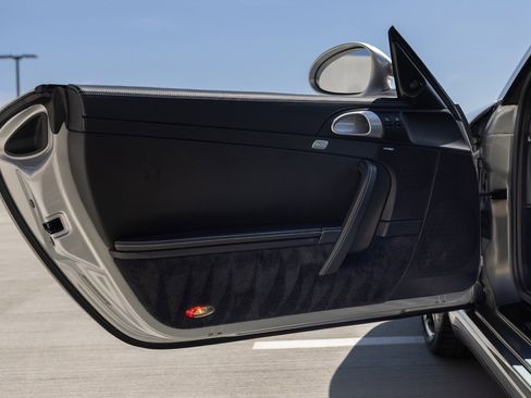 Used 2010 Porsche 911 Targa 4S image 19