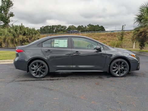 New 2026 Toyota Corolla SE FWD image 3