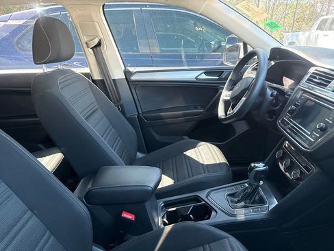 Used 2022 Volkswagen Tiguan S image 13