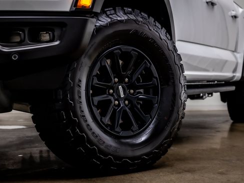 Used 2025 Ford F150 Raptor AWD/4WD image 25