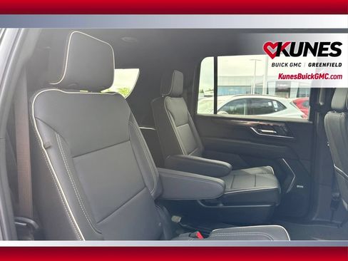 New 2026 GMC Yukon XL Elevation AWD/4WD image 35