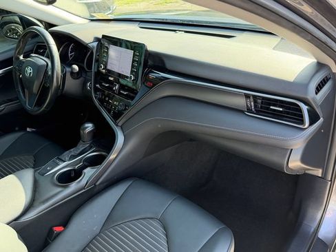 Used 2024 Toyota Camry SE w/ Convenience Package FWD image 17
