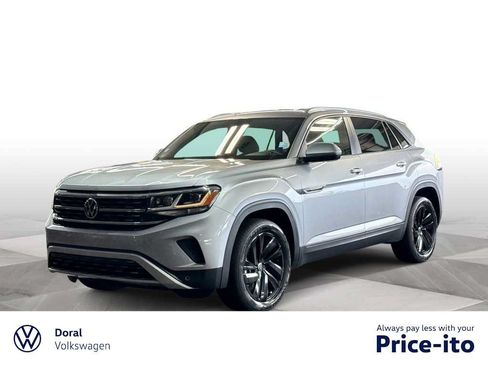 Used 2023 Volkswagen Atlas Cross Sport SE FWD image 1