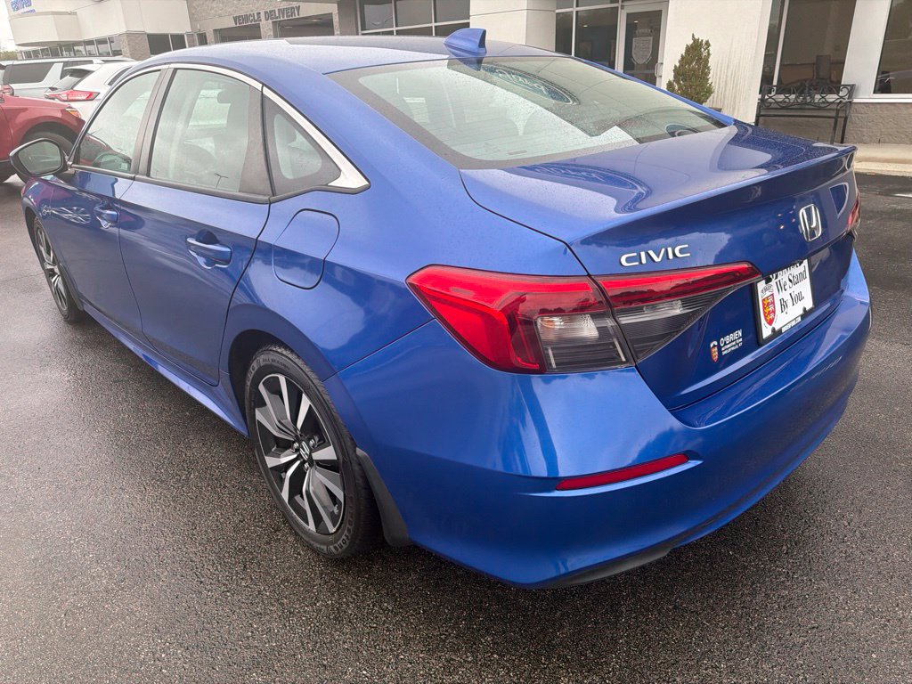 Used 2022 Honda Civic EX image 3