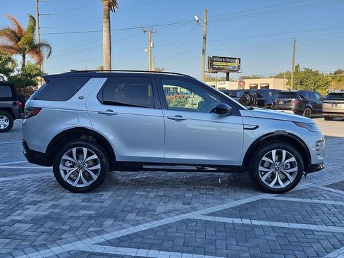 New 2026 Land Rover Discovery Sport Landmark AWD/4WD image 6