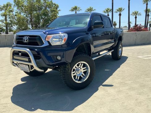 Used 2013 Toyota Tacoma PreRunner w/ TRD Off-Road Pkg RWD image 1