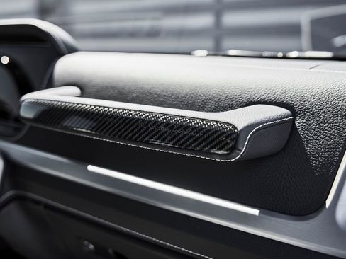 Used 2025 Mercedes-Benz G 63 AMG 4MATIC image 42