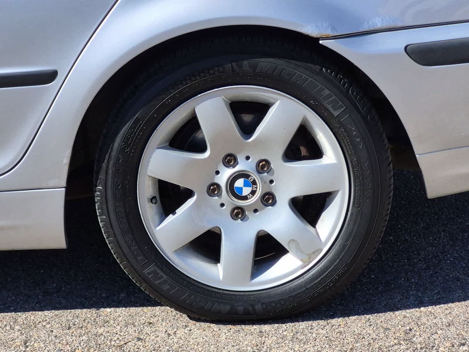 Used 2000 BMW 323i Sedan RWD image 14
