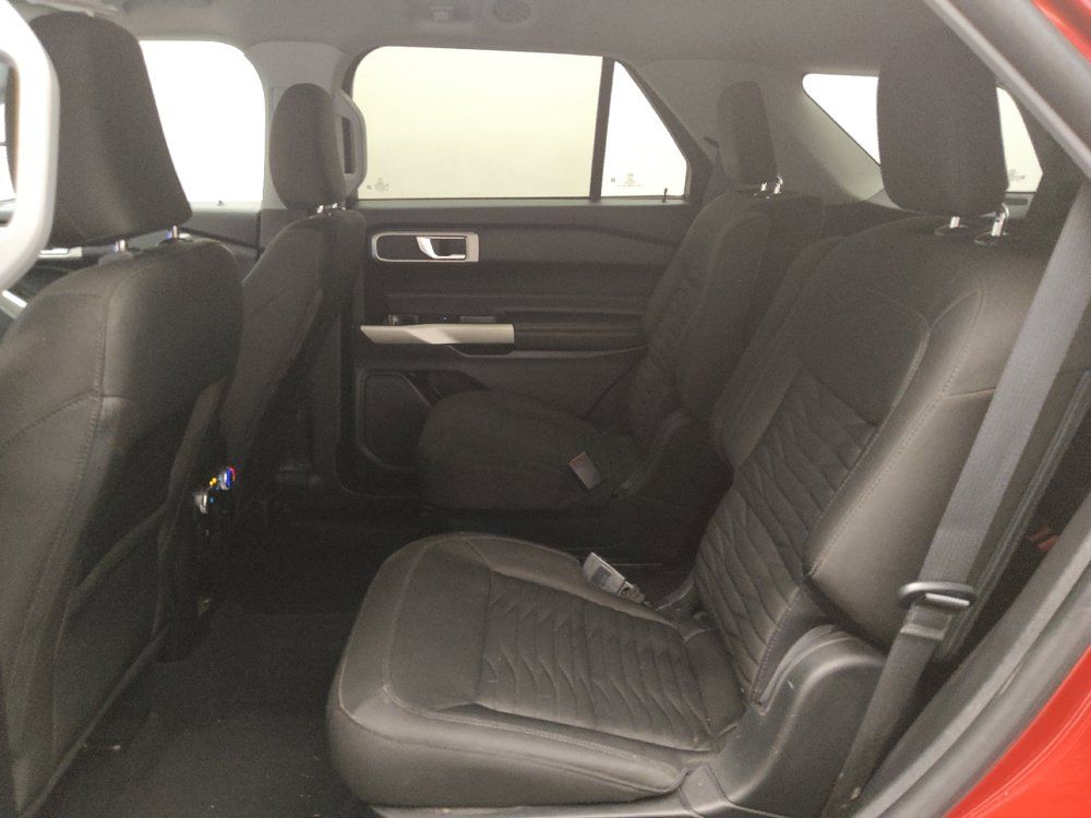 Used 2021 Ford Explorer XLT RWD image 18